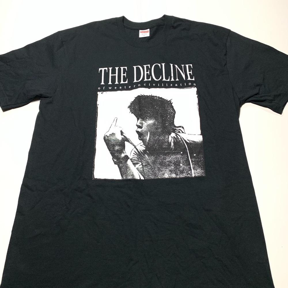 HOST PICKED!! Supreme T-Shirt